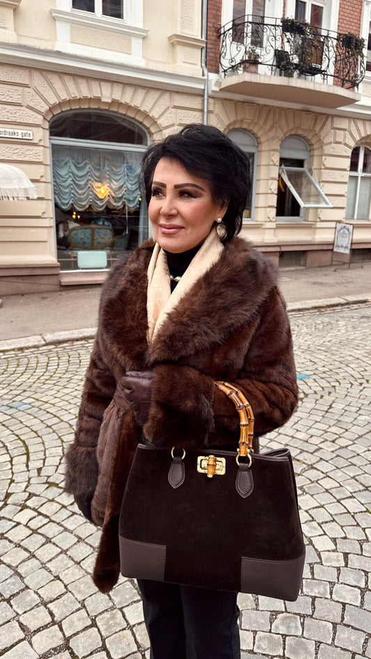 Linnea faux fur jakke brun