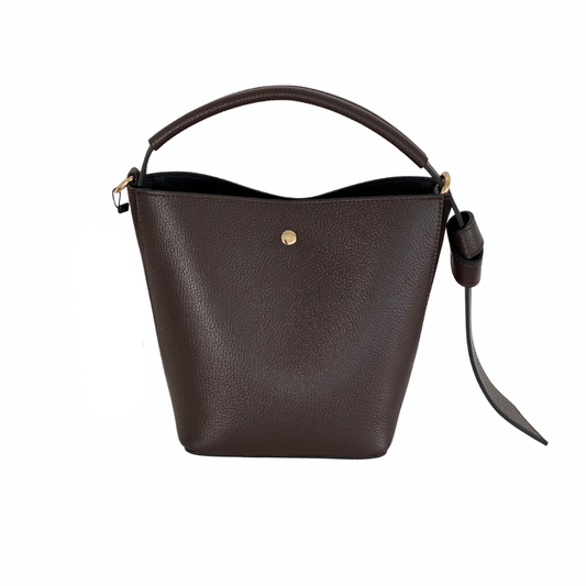 Noelle bøtteveske i mørk sjokoladebrun